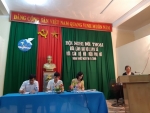 Các đại biểu tham gia đối thoại với cán bộ, hội viên, phụ nữ xã Ninh Nhất.