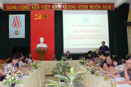 Đồng chí Nguyễn Tiến Thành, Phó Bí thư Thường trực Tỉnh ủy phát biểu chỉ đạo tại Hội nghị