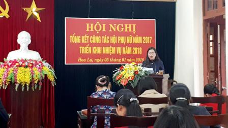 Đ/c Vũ Thị Hà, PCT Hội LHPN tỉnh phát biểu chỉ đạo Hội nghị