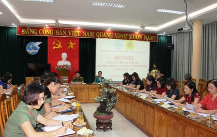 Hội nghị đánh giá kết quả công tác phối hợp giữa Hội LHPN với Công an tỉnh Ninh Bình