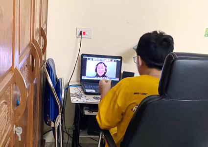 Trường THSC Ninh Thành áp dụng phương pháp dạy online miễn phí cho tất cả học sinh ở các khối lớp trong thời gian nghỉ do dịch bệnh.