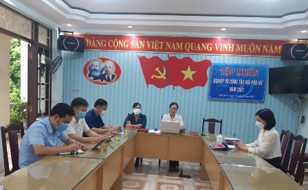 Đồng chí Vũ Văn Bảy, TVHU, Trưởng ban Dân vận Huyện ủy dự Lớp Bồi dưỡng